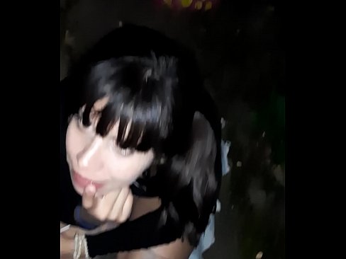 ❤️ ברחוב איבר מין נפוח בתמורה לממתקים ☑ פורנו ב-iw.assistdoctor23.ru ﹏